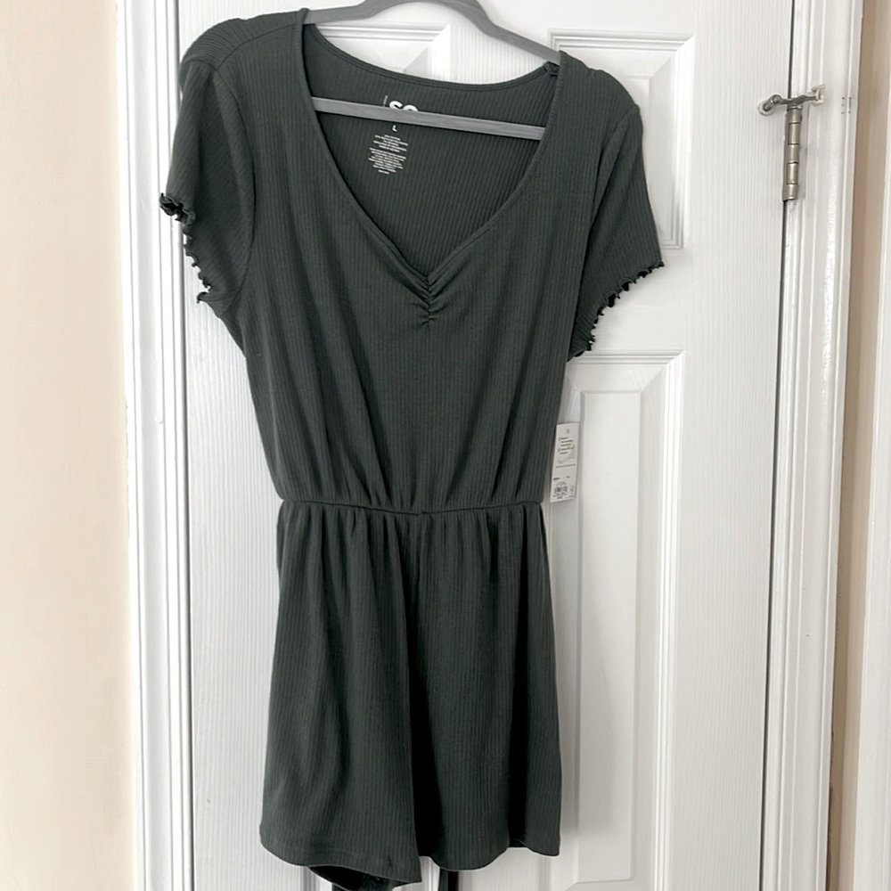 NWT green romper